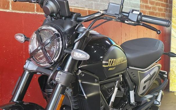 2026 Ducati Scrambler Full Throttle Heritage livery Full Throttle Thrilling Black