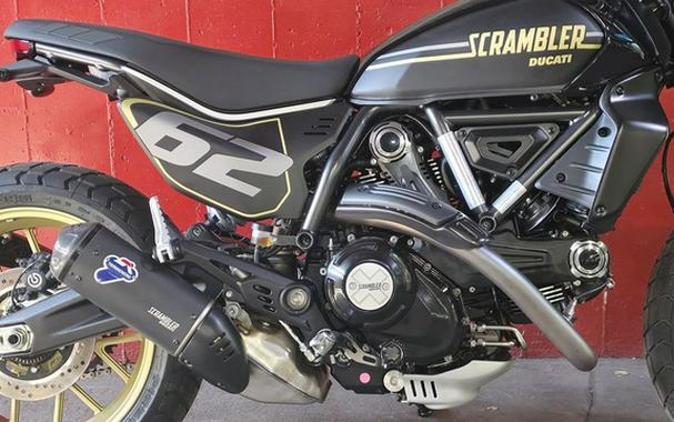 2026 Ducati Scrambler Full Throttle Heritage livery Full Throttle Thrilling Black