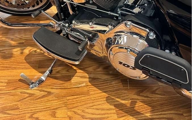 2013 Harley-Davidson Road King® Base