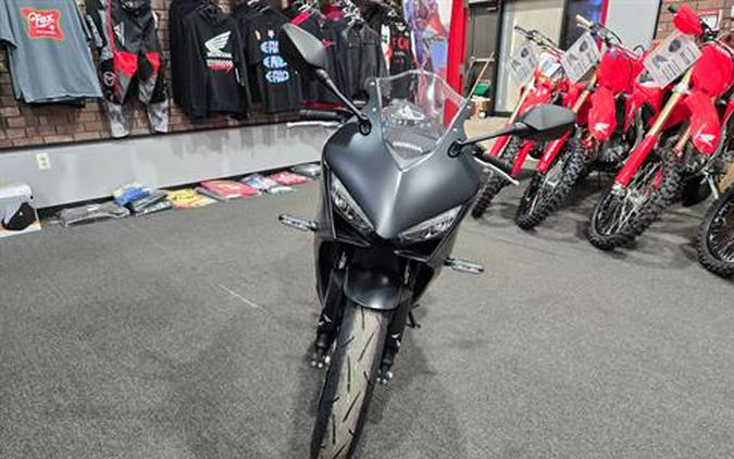 2026 Honda CBR650R E-Clutch