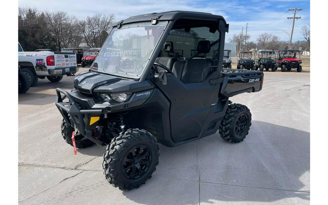 2025 Can-Am Defender XT HD10
