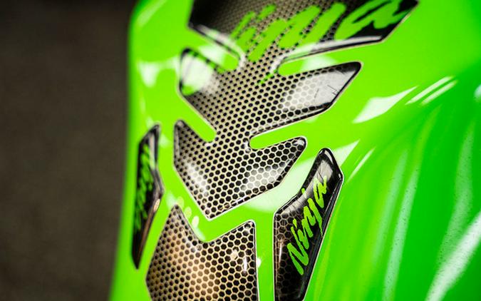 2022 Kawasaki Ninja ZX-6R ABS KRT Edition