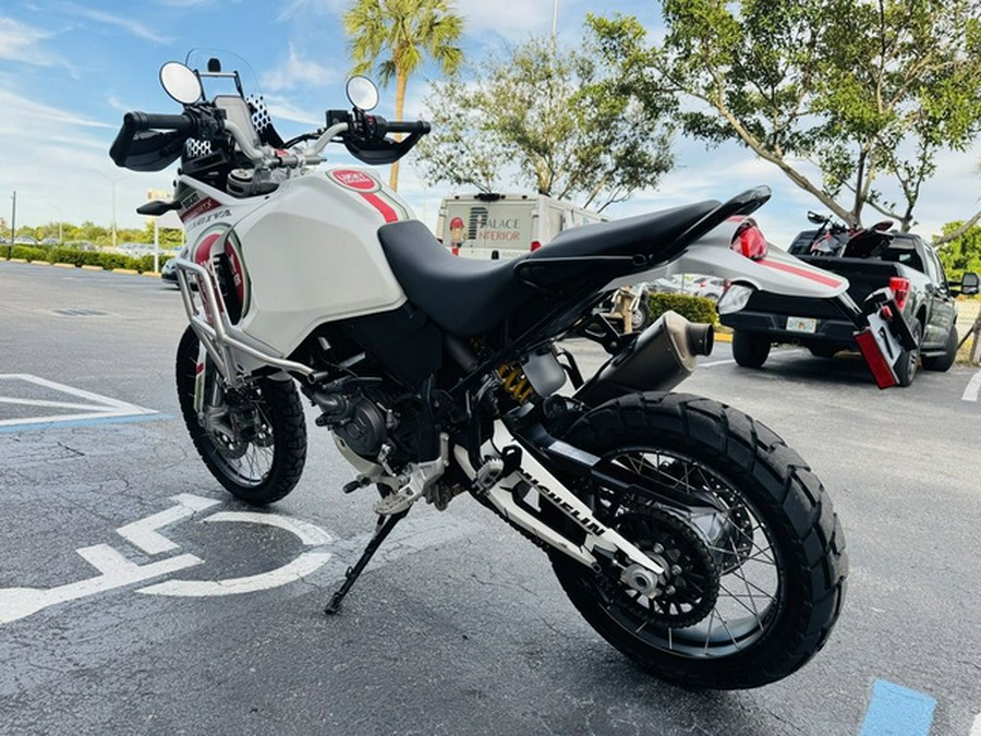 2023 Ducati DesertX Star White Silk