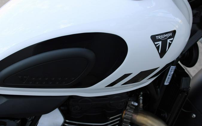 2026 Triumph Scrambler 400 XC