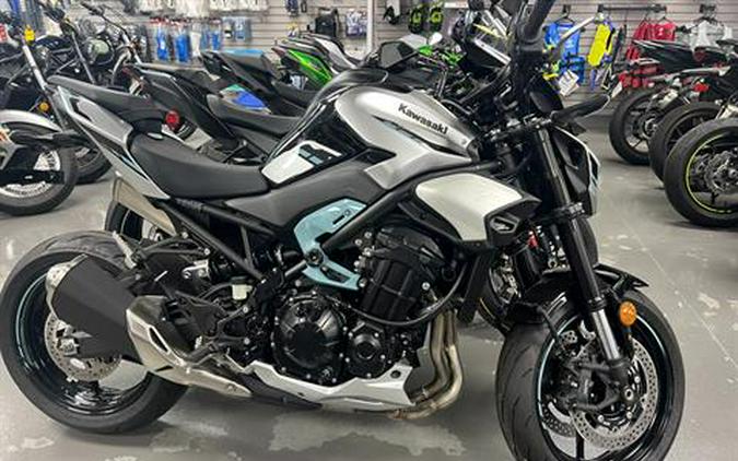 2025 Kawasaki Z900 ABS