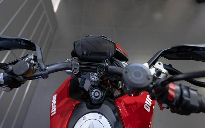 2023 Ducati Hypermotard 950 Ducati Red