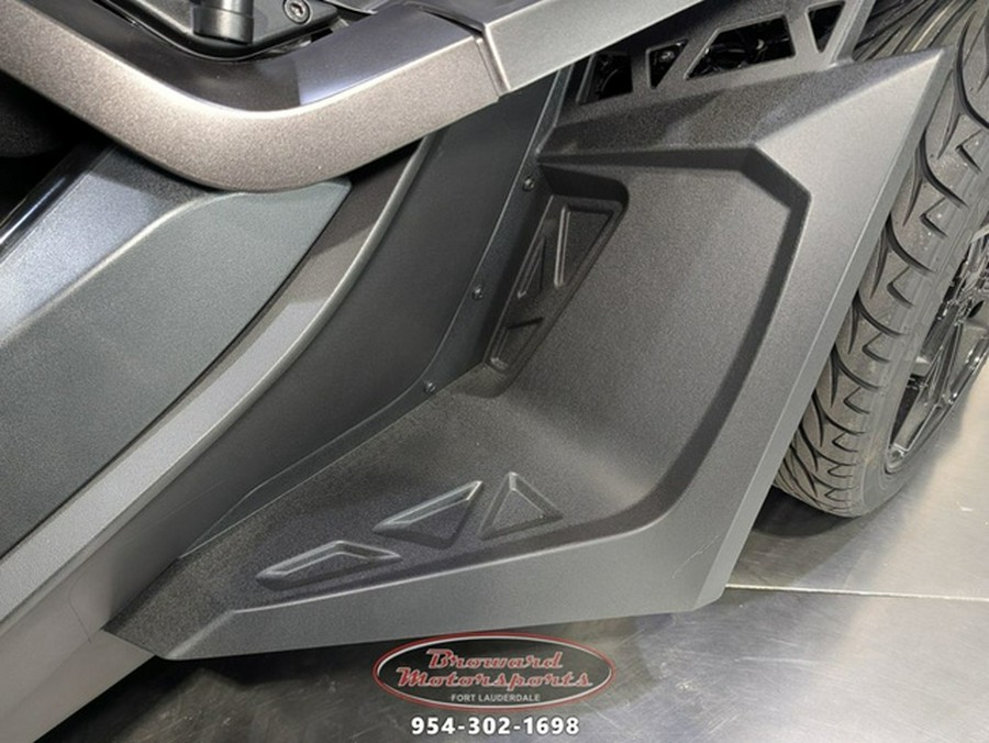 2026 Polaris Slingshot R AutoDrive