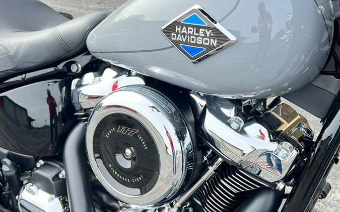 2026 Harley-Davidson Softail FLHC - Heritage Classic