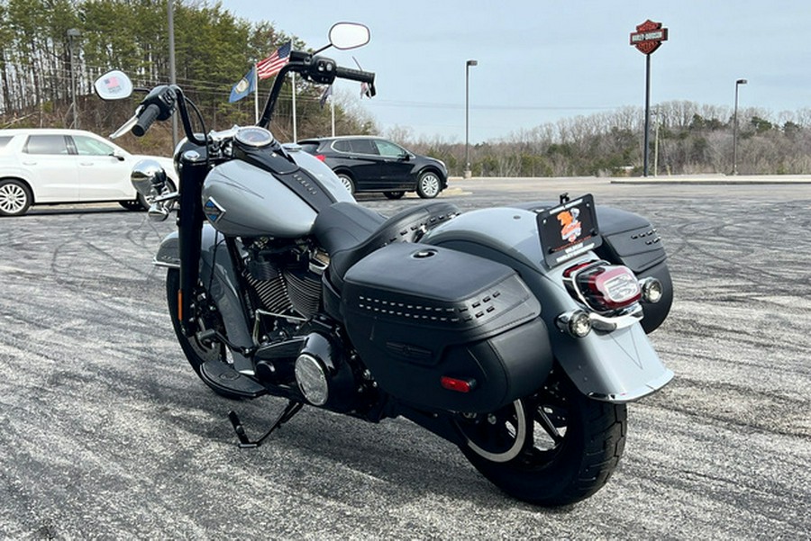2026 Harley-Davidson Softail FLHC - Heritage Classic
