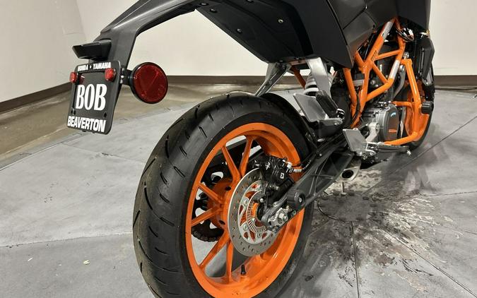 2016 KTM Duke 390
