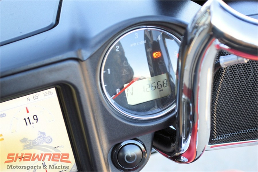 2020 Indian Motorcycle Roadmaster Dark Horse