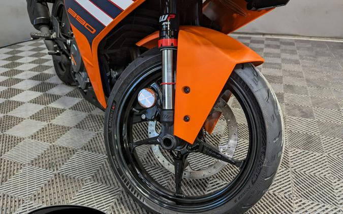 2024 KTM RC 390 BLUE