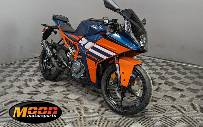 2024 KTM RC 390 BLUE