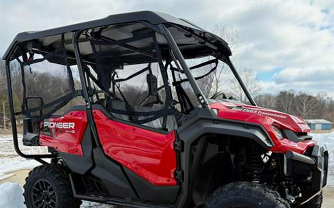 2025 Honda Pioneer 1000-5 Deluxe