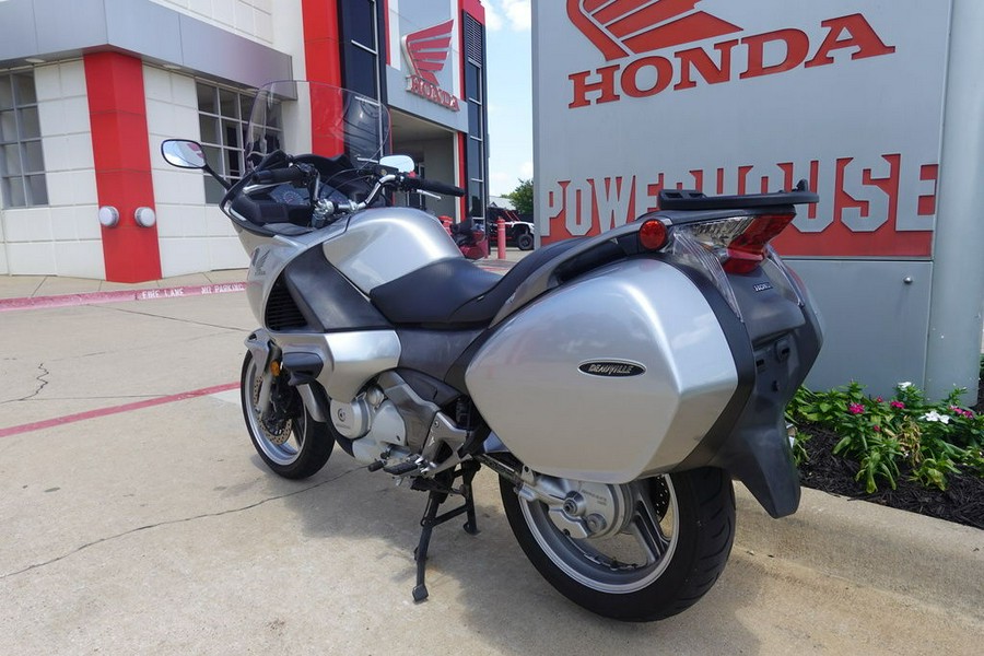 2010 Honda NT700V Base