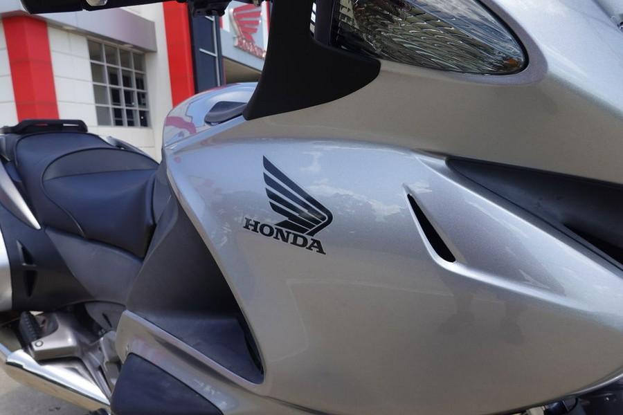 2010 Honda NT700V Base