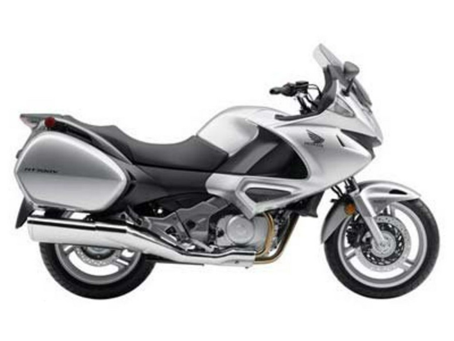 2010 Honda NT700V Base