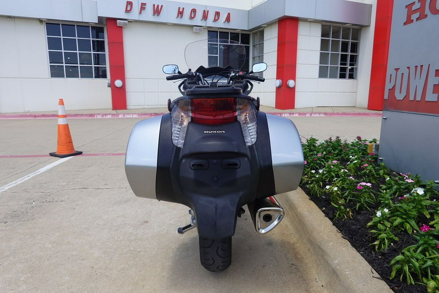 2010 Honda NT700V Base