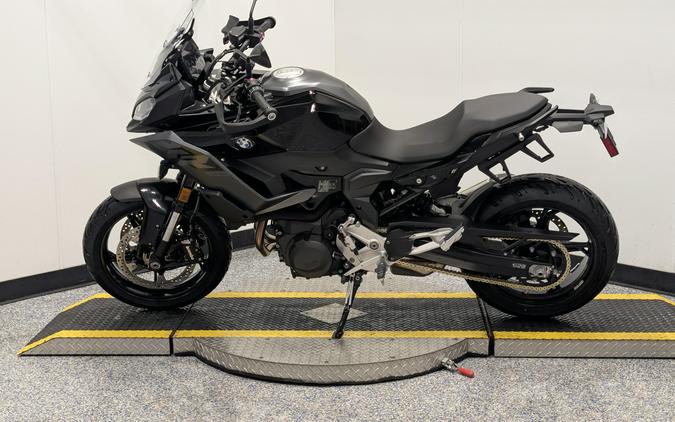 2026 BMW F 900 XR