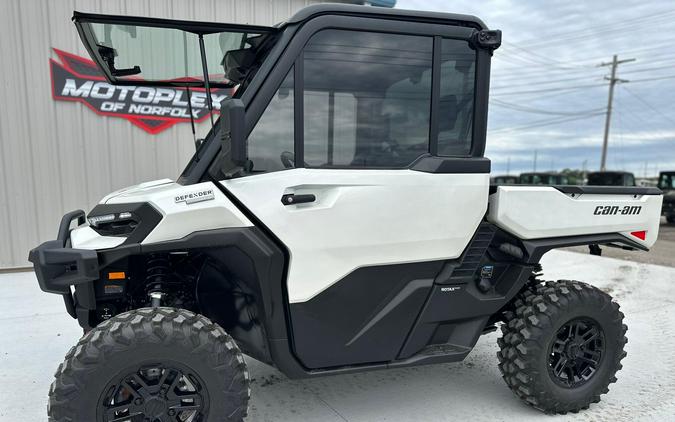 2027 Can-Am Defender Limited HD11