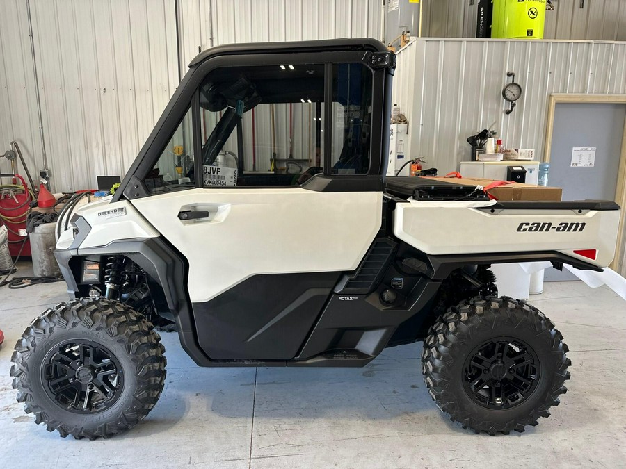 2027 Can-Am Defender Limited HD11