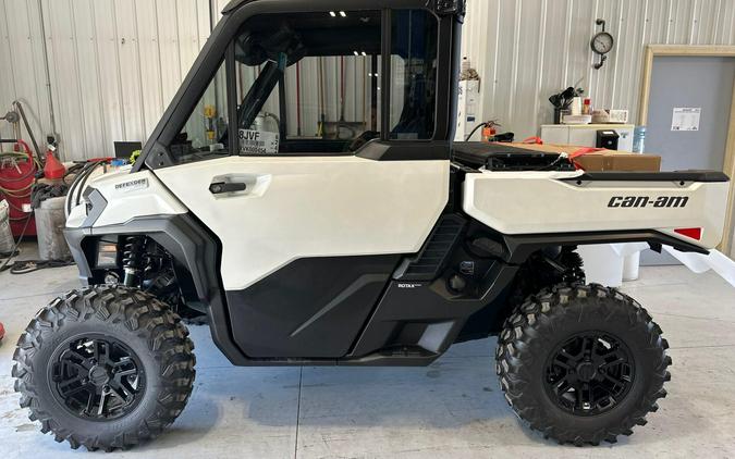2027 Can-Am Defender Limited HD11