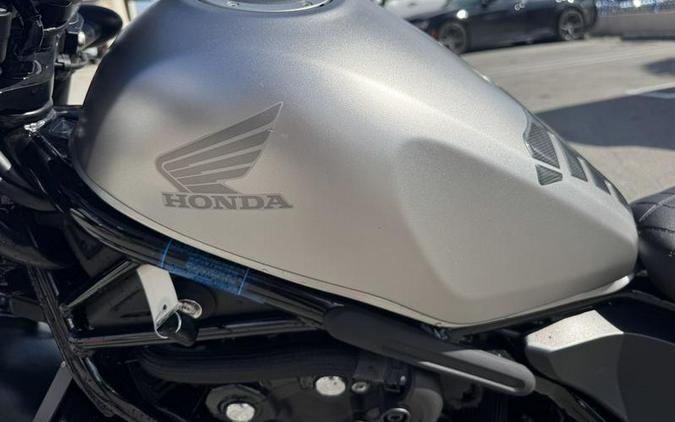 2022 Honda® Rebel 500 ABS SE