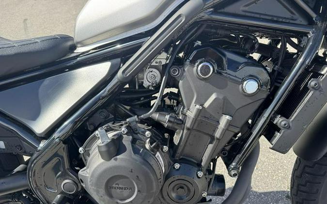2022 Honda® Rebel 500 ABS SE