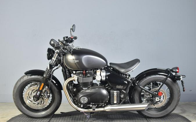 2022 Triumph Bonneville Bobber Matte Storm Grey / Matte Ironstone