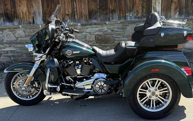 2024 Harley-Davidson® FLHTCUTG - Tri Glide® Ultra