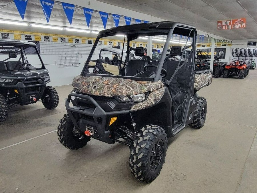 2024 Can-Am™ Defender XT HD10