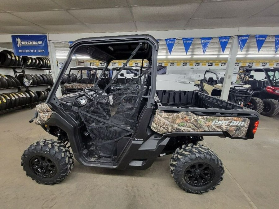 2024 Can-Am™ Defender XT HD10