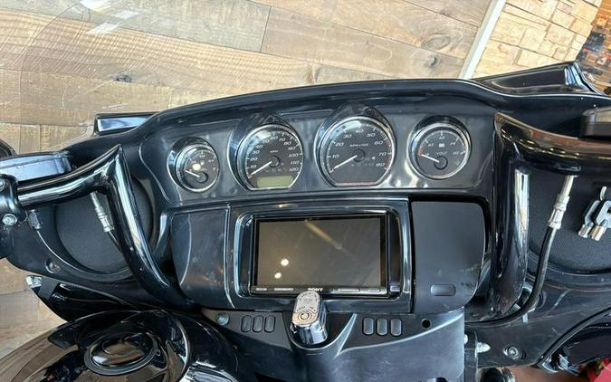 2015 Harley-Davidson® FLHTP