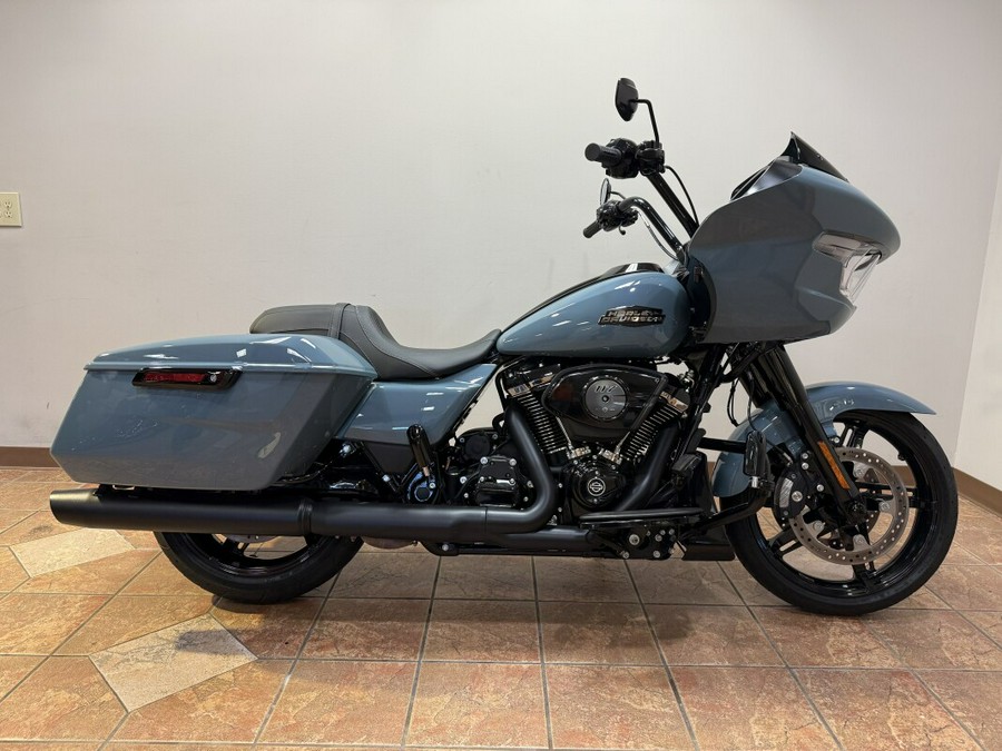 2024 FLTRX Road Glide®