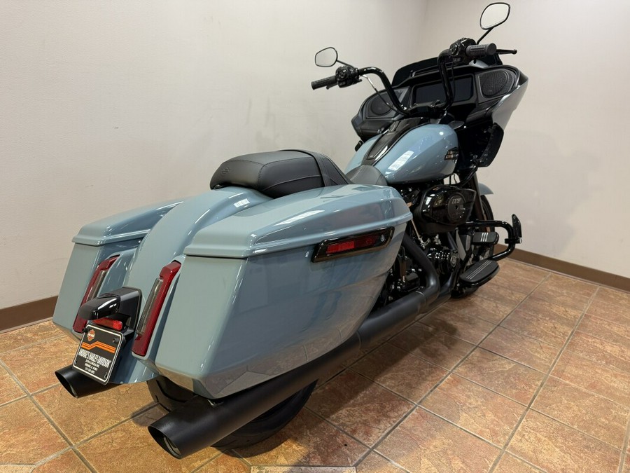 2024 FLTRX Road Glide®