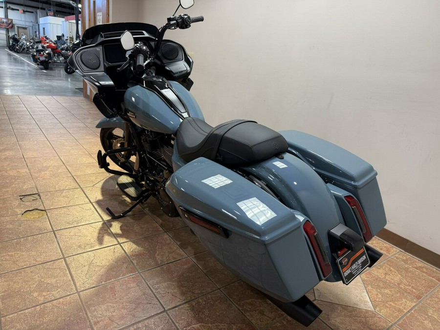 2024 FLTRX Road Glide®