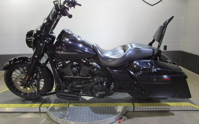 2019 Harley-Davidson® FLHRXS - Road King® Special