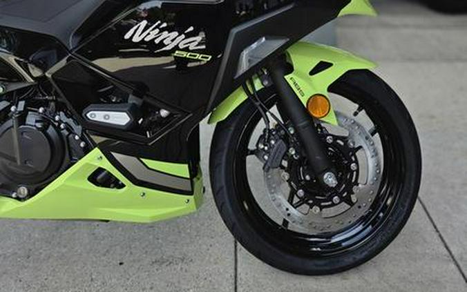 2026 Kawasaki Ninja® 500 SE ABS