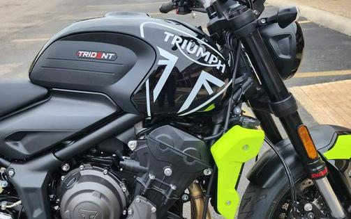 2024 Triumph Trident 660 Jet Black/Triumph Racing Yellow