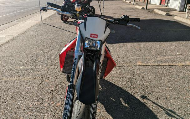 2009 Aprilia SXV 5.5