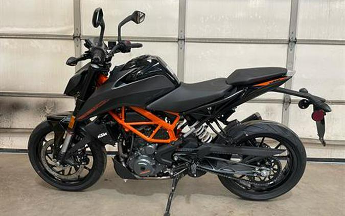 2023 KTM 390 Duke