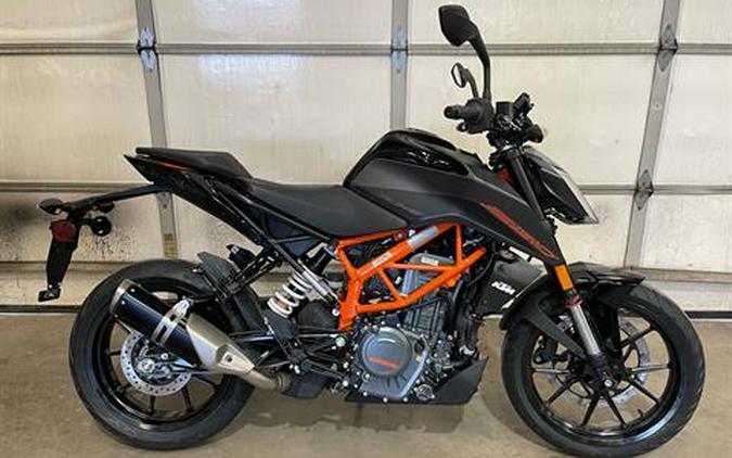 2023 KTM 390 Duke