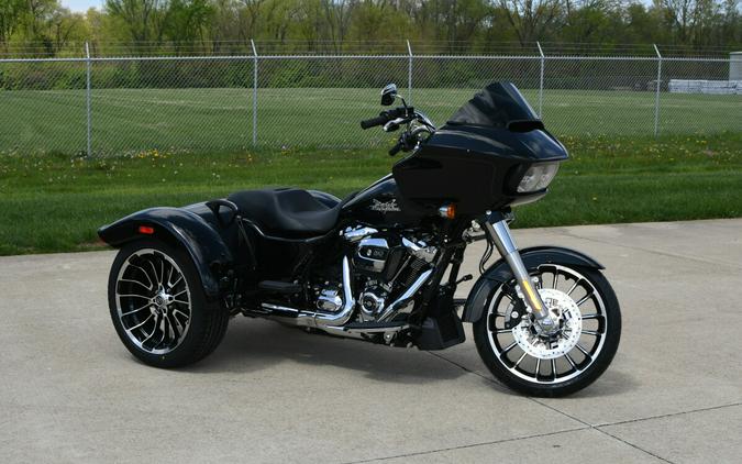 FLTRT 2024 Road Glide 3