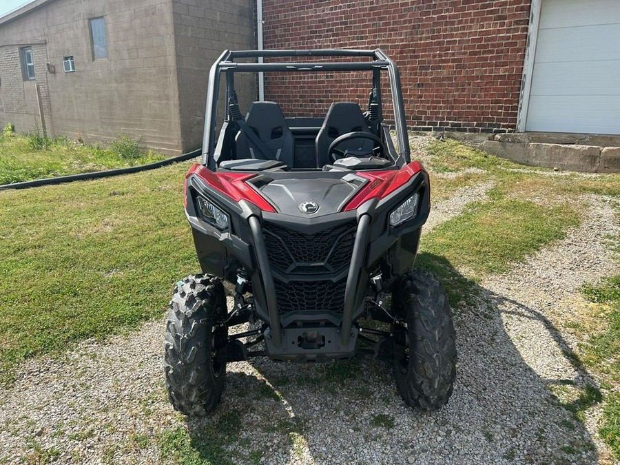 2024 Can-Am™ Maverick™ Trail DPS 1000