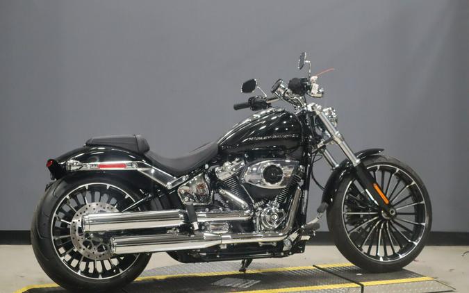 2025 Harley-Davidson Breakout