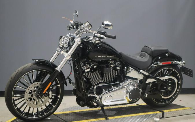 2025 Harley-Davidson Breakout