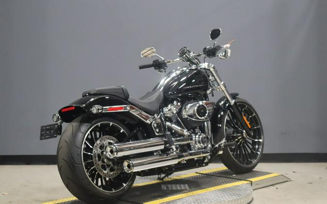 2025 Harley-Davidson Breakout
