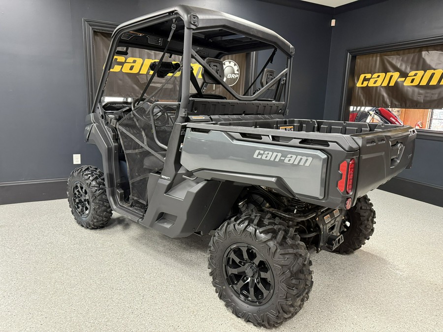 2022 Can-Am Defender XT HD10