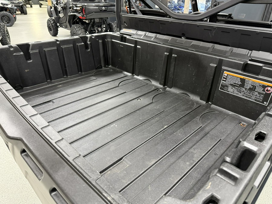 2022 Can-Am Defender XT HD10