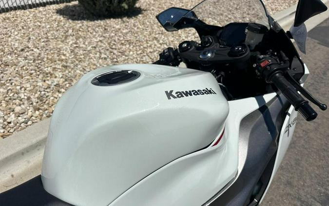 2025 Kawasaki Ninja® ZX™-6R ABS KRT Edition